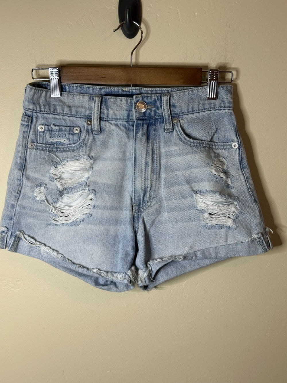 Aeropostale Size 2 Light Blue Distressed High Rise Jean Shorts - 2.5” Inseam - Picture 1 of 4